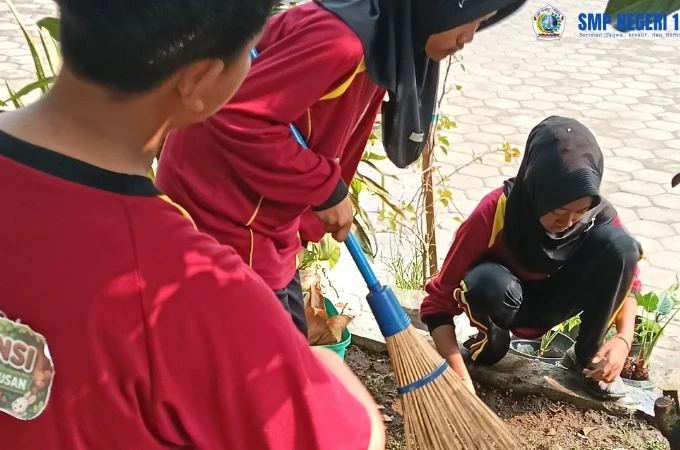 SMPN 1 Badas Berkomitmen Menjadi Sekolah Sehat